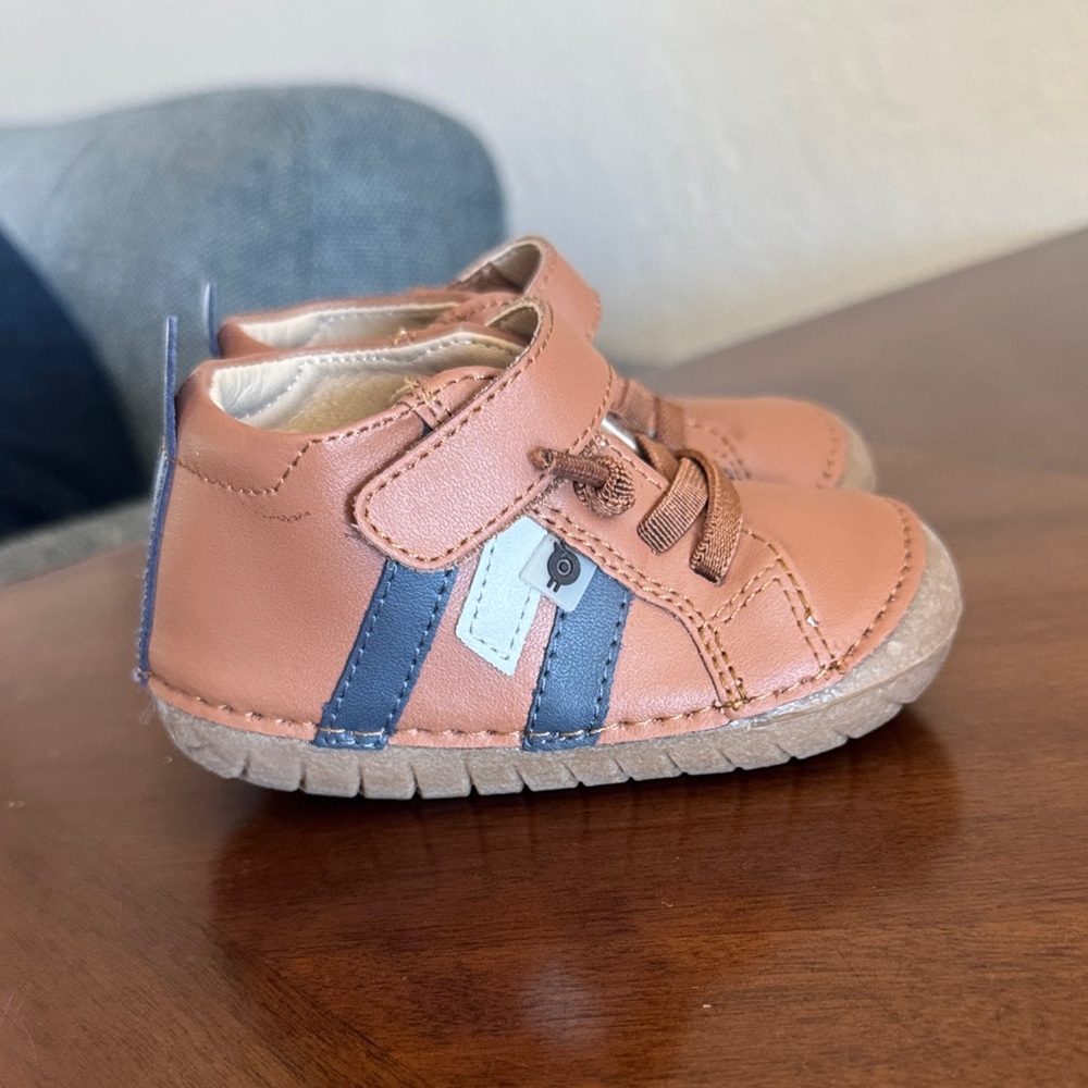 New Old Soles Tan & Navy Leather Baby Walker Shoes